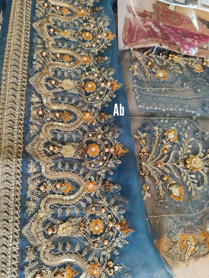 img_open_pic_charizma_dastaan_awwal_boutique