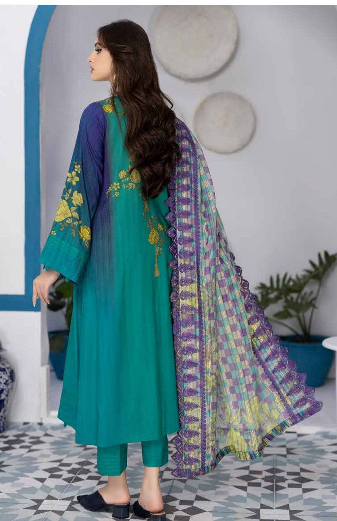 img_charizma_print_melody_fall_winter_awwal_boutique