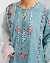 img_coco_lawn_by_zara_shahjahan_23_awwal_boutique
