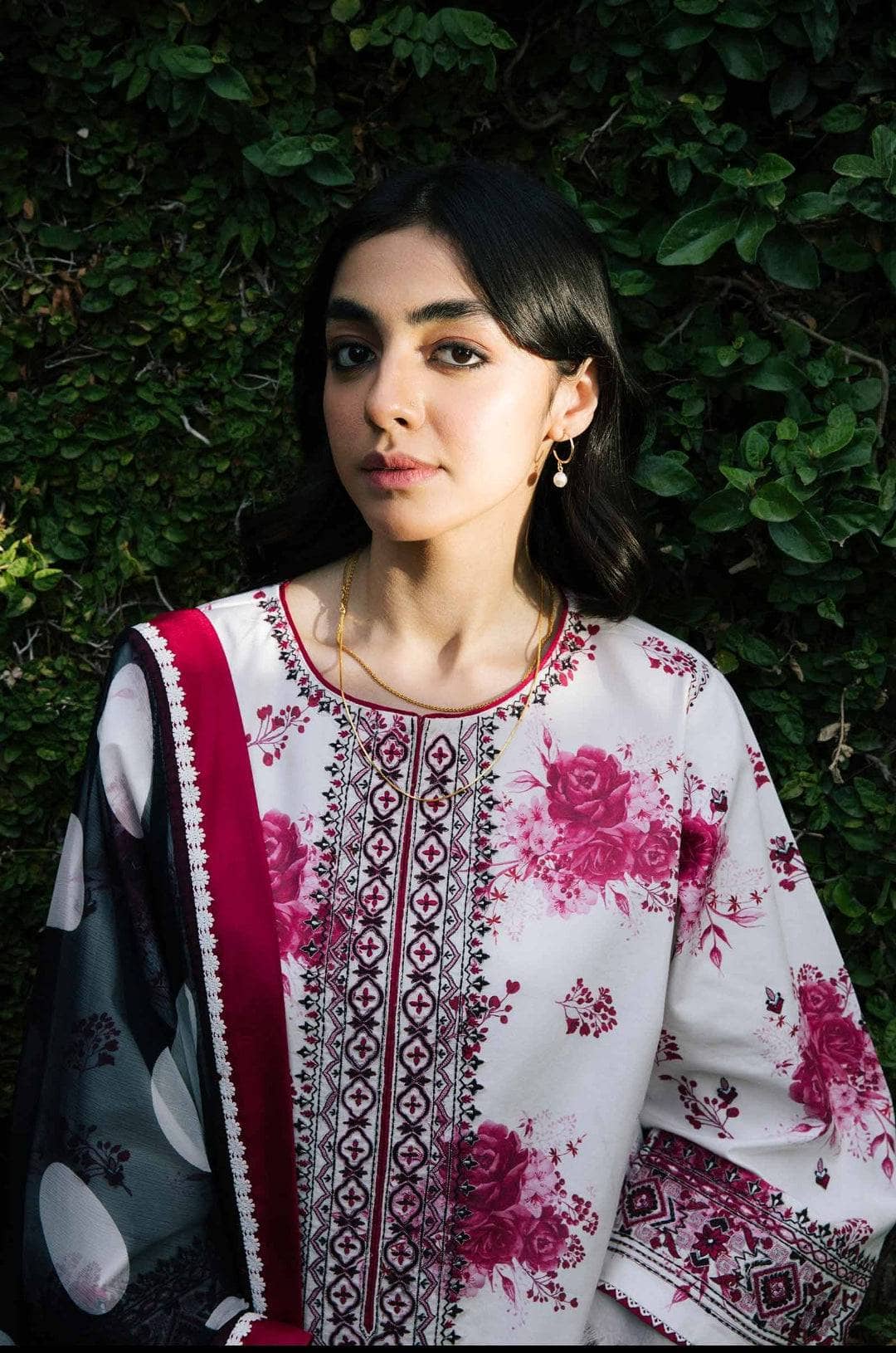 img_coco_by_zara_shahjahan_vol_2_awwal_boutique