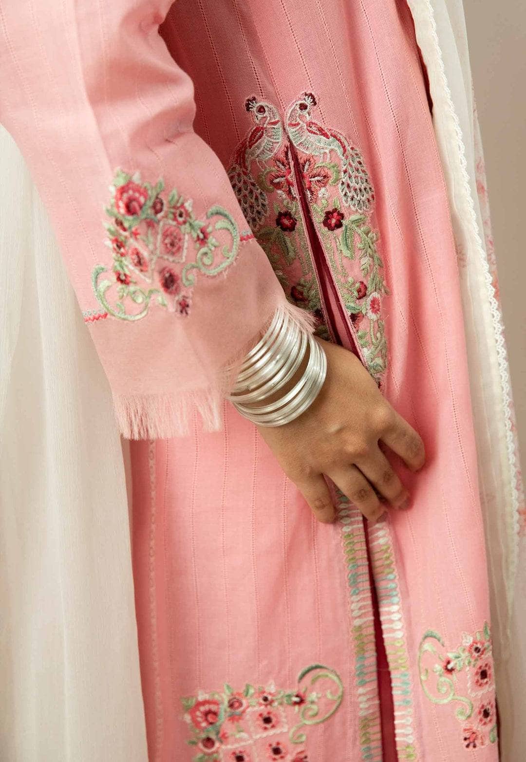 img_coco_by_zara_shahjahan_vol_2_awwal_boutique