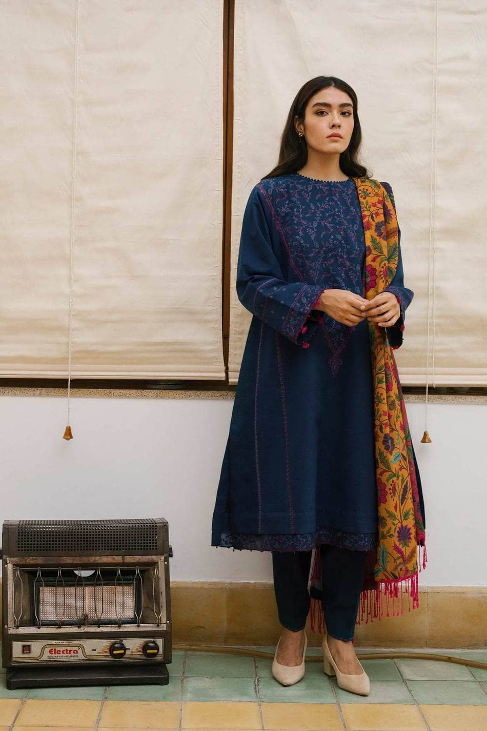 img_zara_shahjahan_coco_winter_21_awwal_boutique