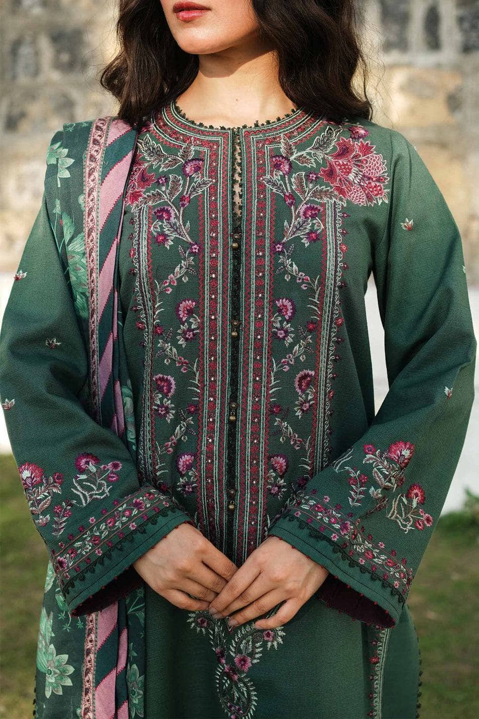 img_coco_by_zara_shahjahan_22_awwal_boutique