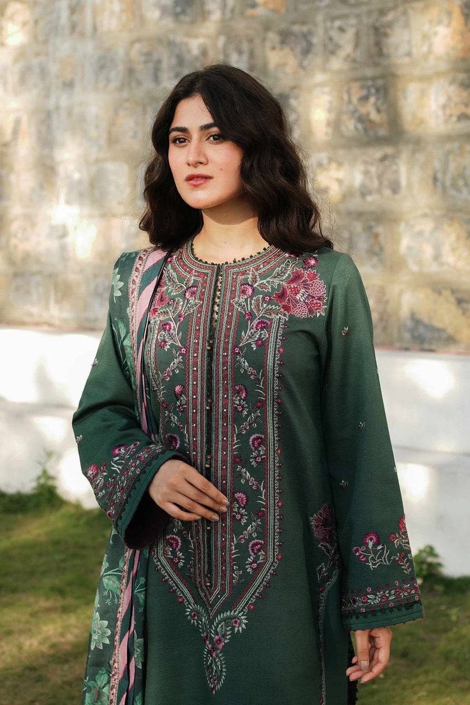 img_coco_by_zara_shahjahan_22_awwal_boutique