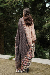 Img_coco_by_zara_shahjahan_winter_22_awwal_boutique