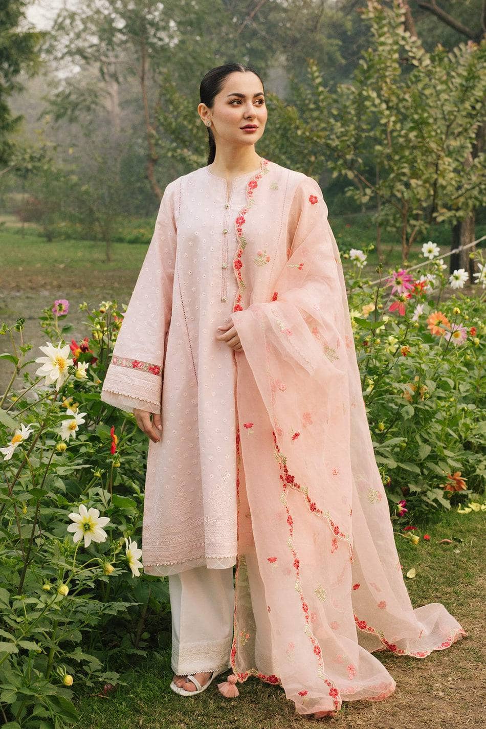 img_coco_by_zara_shahjahan_awwal_boutique