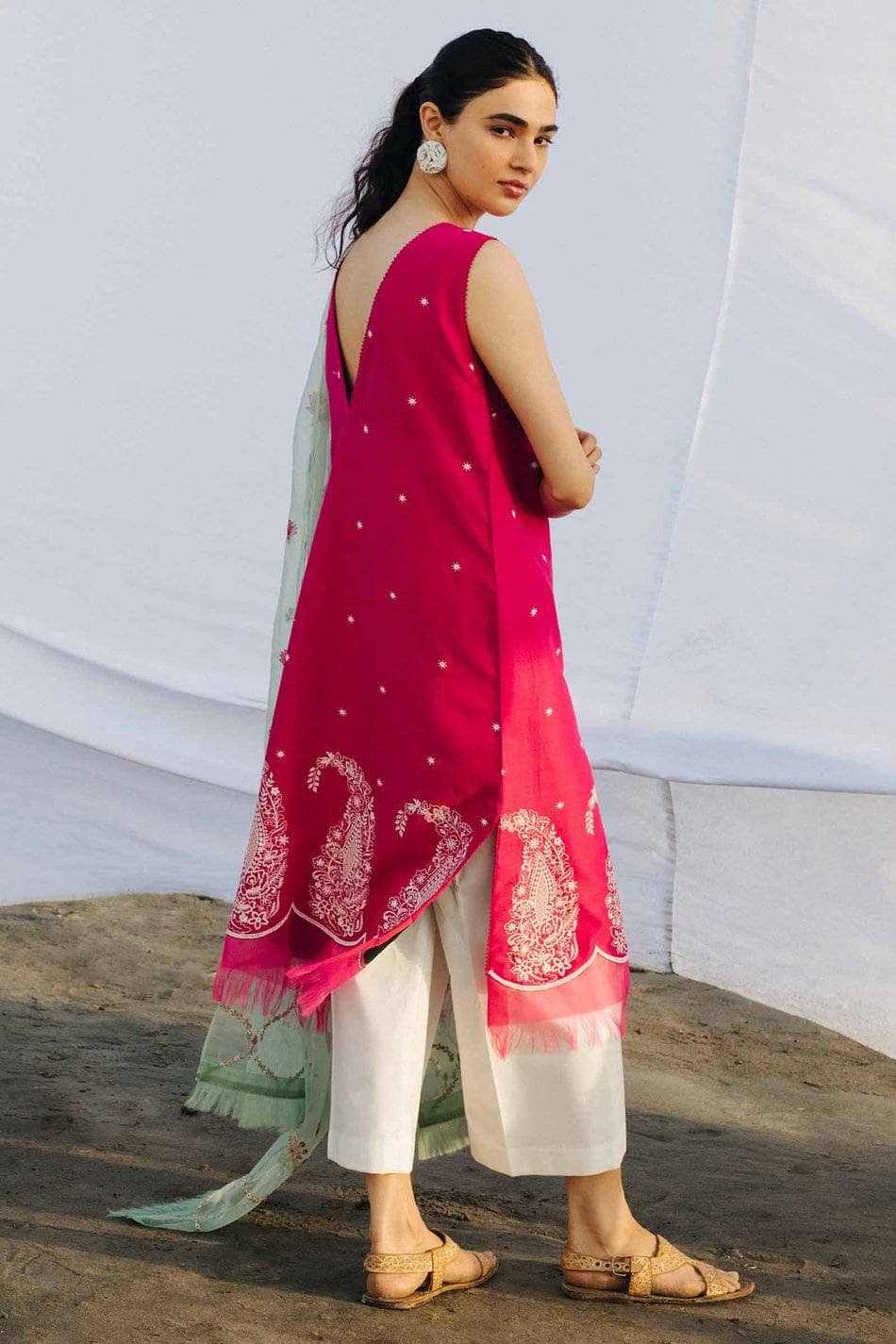 img_coco_by_zara_shahjahan_lawn_2021_awwal_boutoque