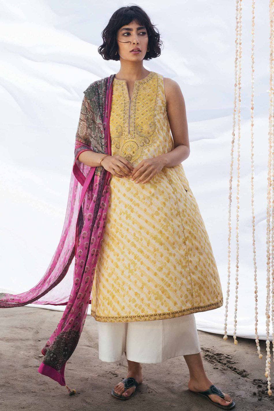 img_coco_by_zara_shahjahan_lawn_2021_awwal_boutoque