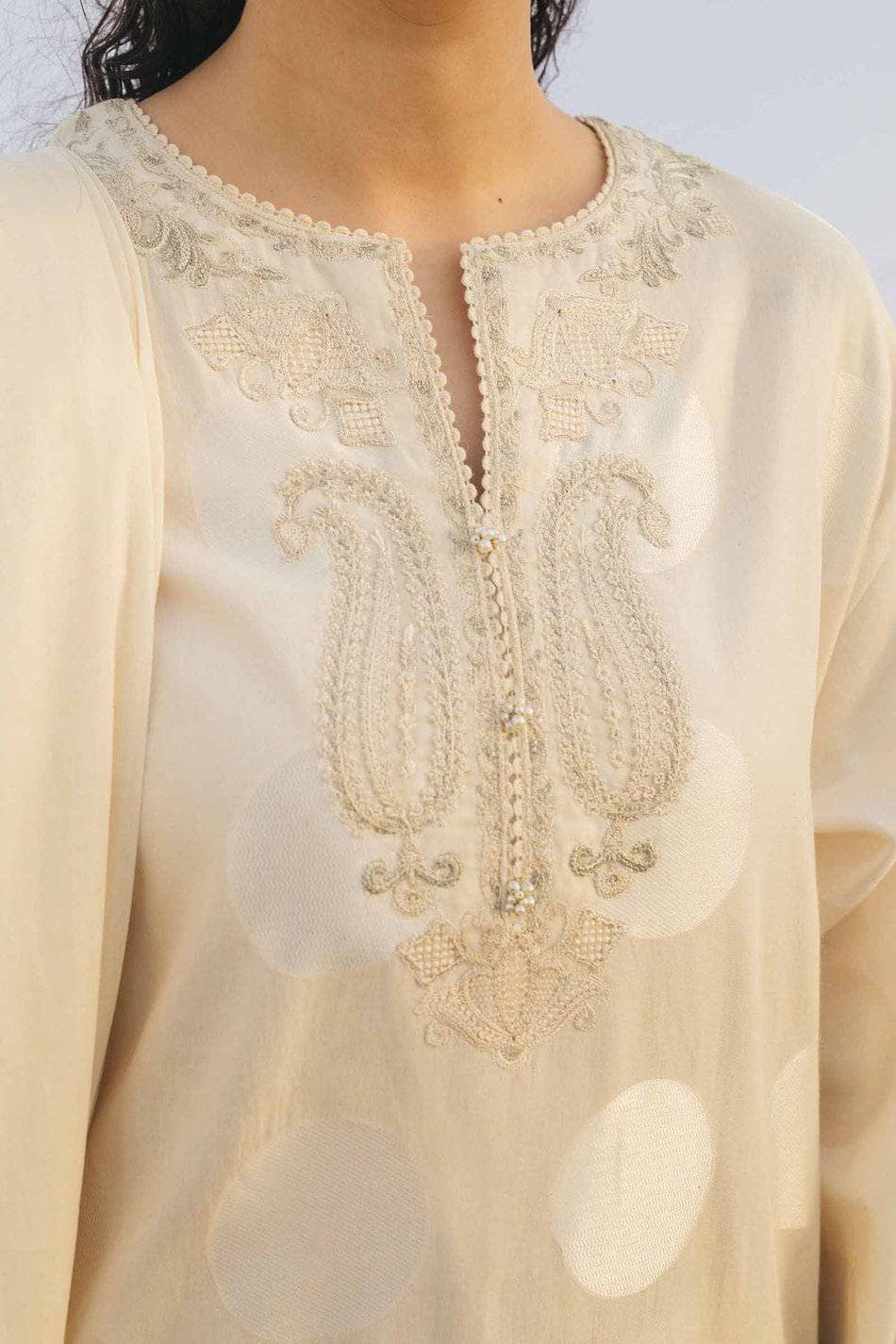 img_coco_by_zara_shahjahan_lawn_2021_awwal_boutoque