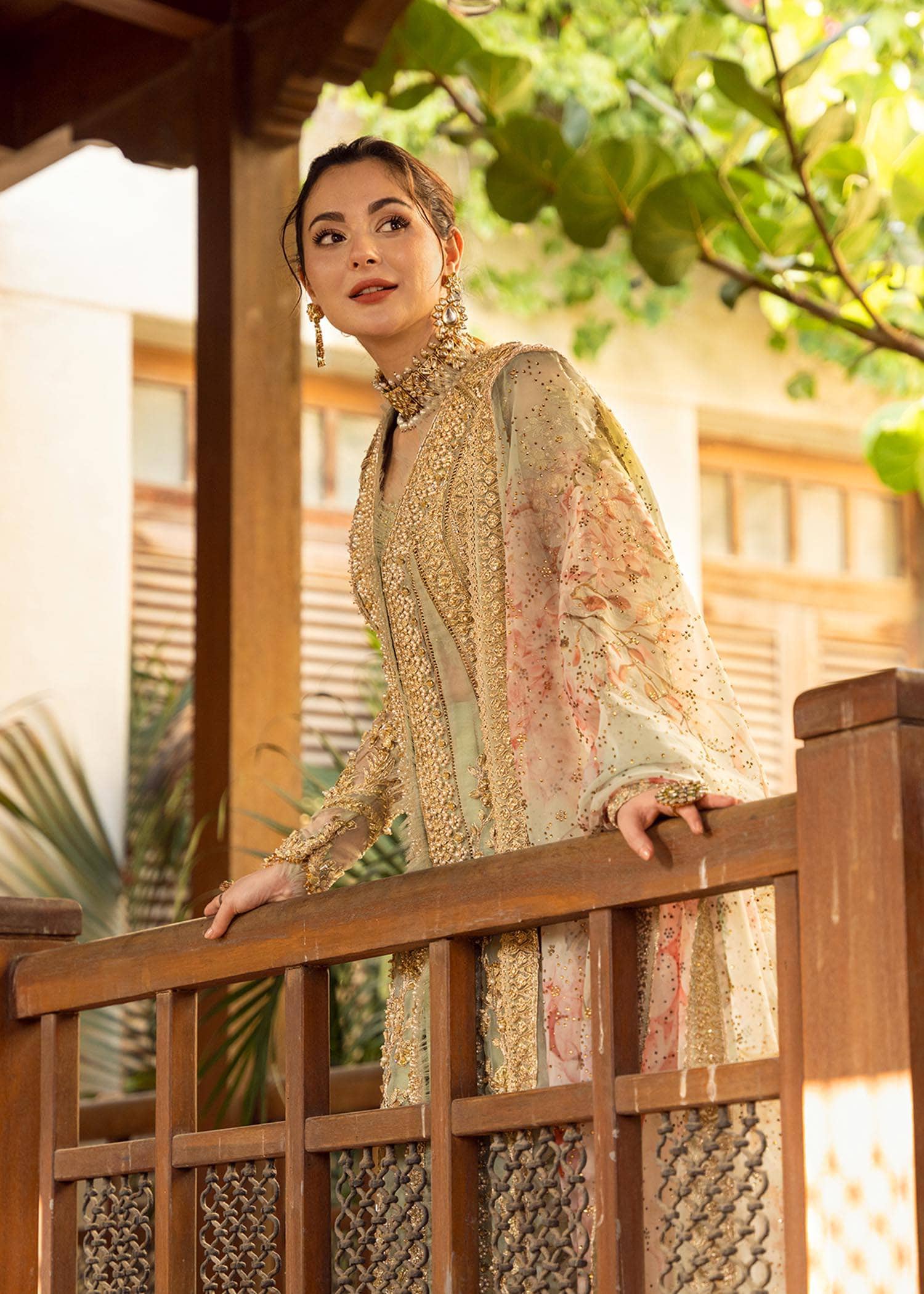 Img_crimson_wedding_edition_awwal_boutique