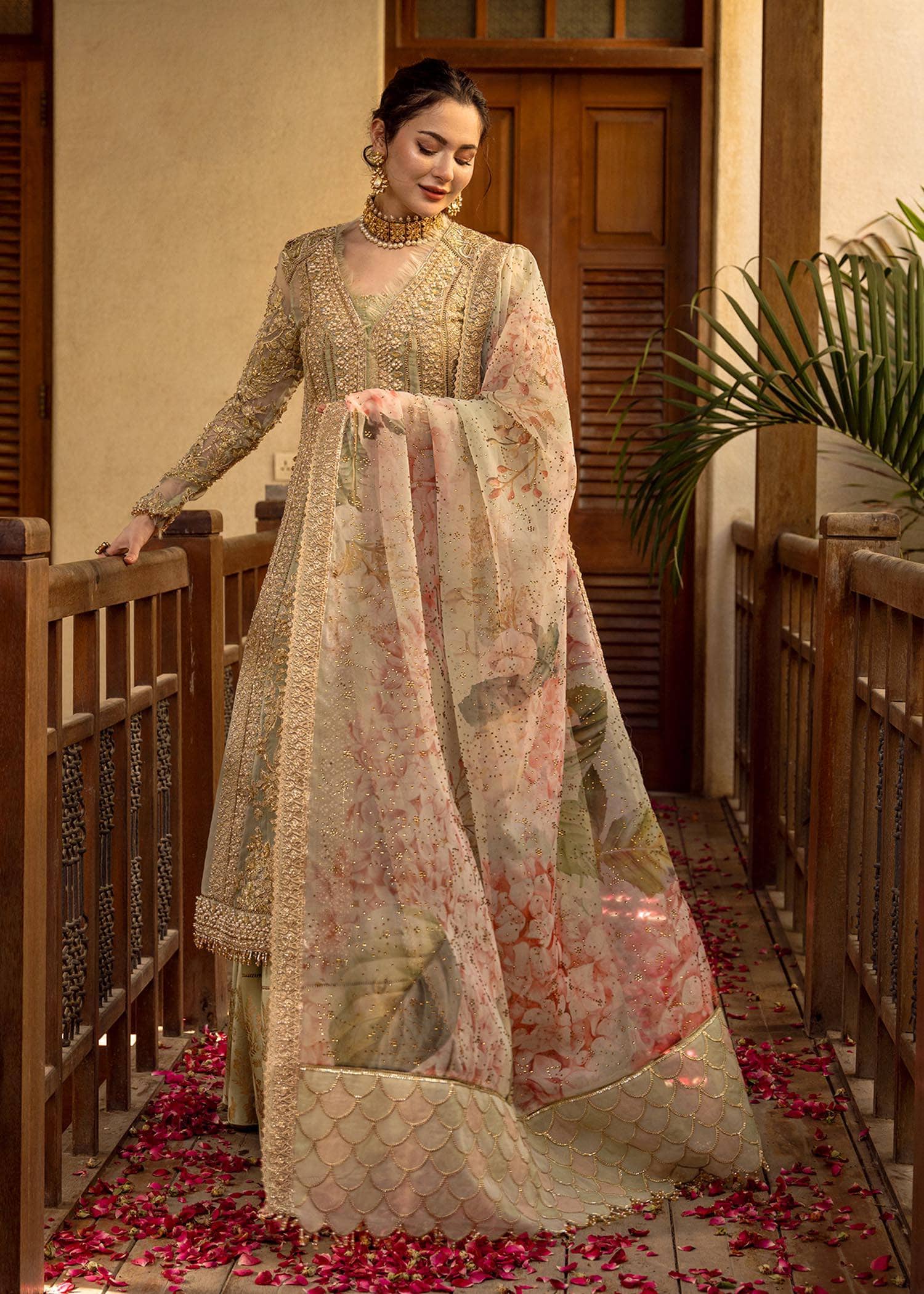 Img_crimson_wedding_edition_awwal_boutique