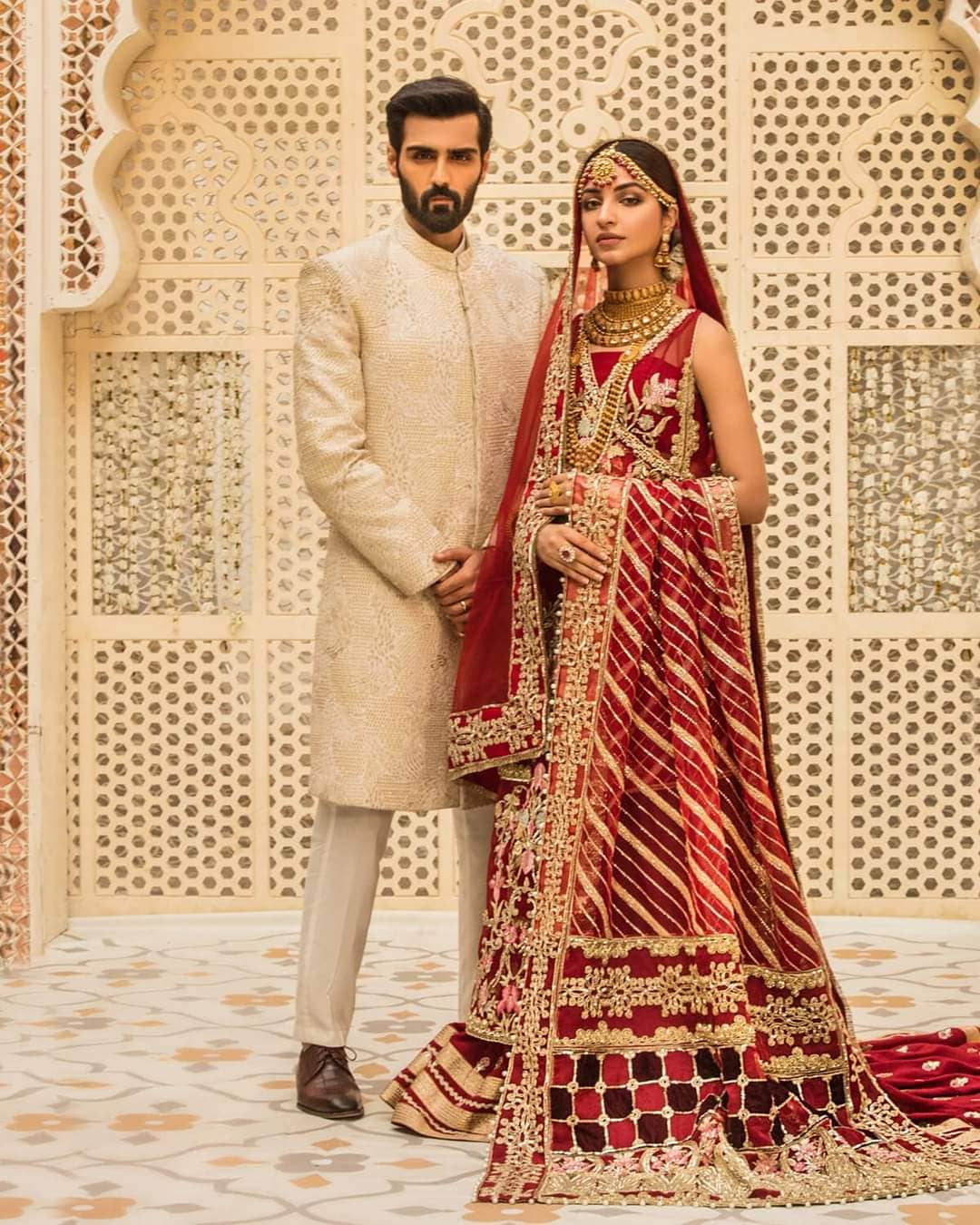 img_crimson_wedding_edition_awwal_boutique