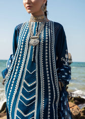 img_crimson_lawn_by_saira_shakira_awwal_boutique