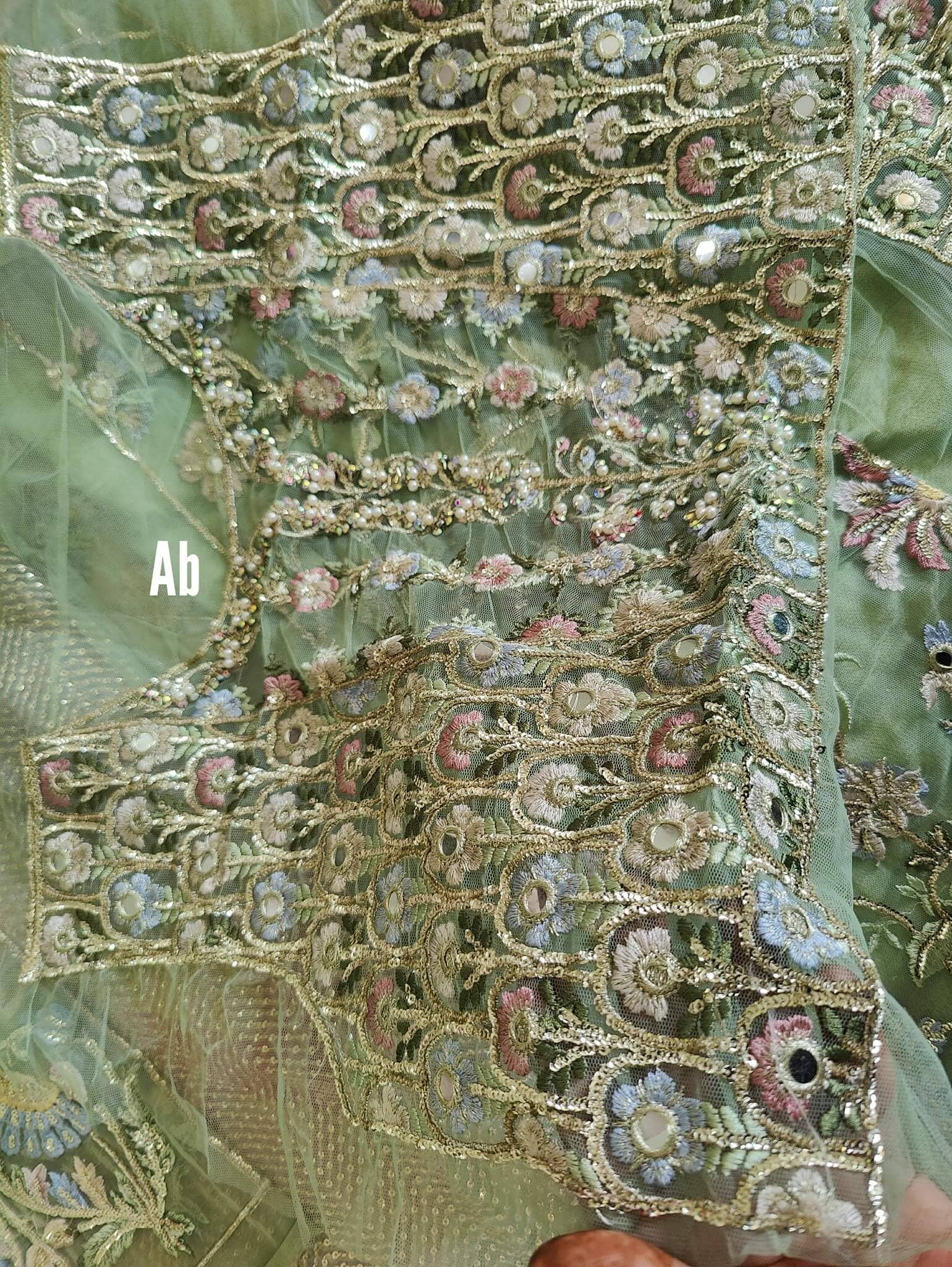 img_open_pic_crimson_wedding_awwal_boutique