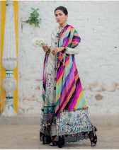 img_spotted_in_elan_lawn_2021_awwal_boutique