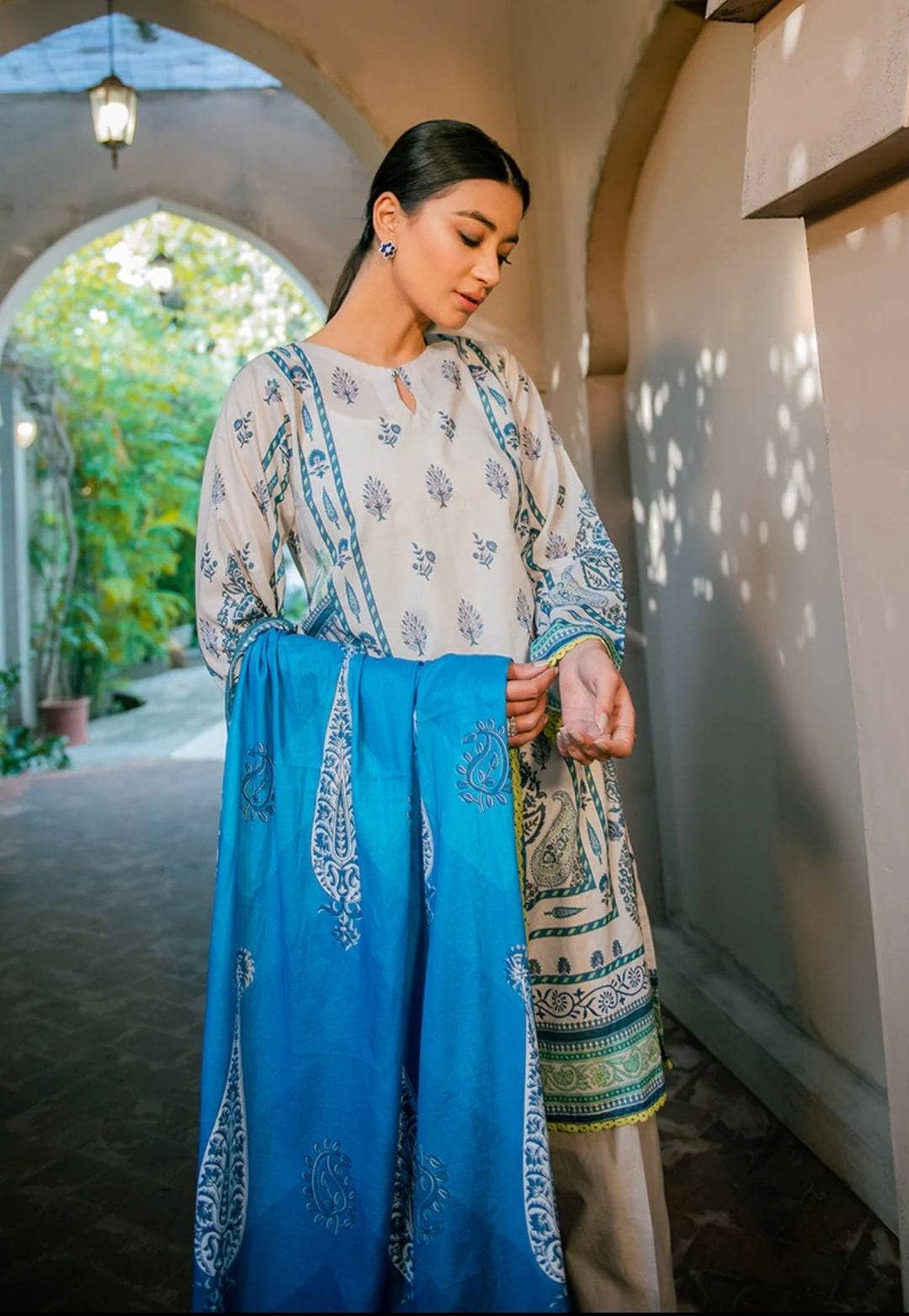 img_cross_stitch_daily_lawn_22_awwal_boutique