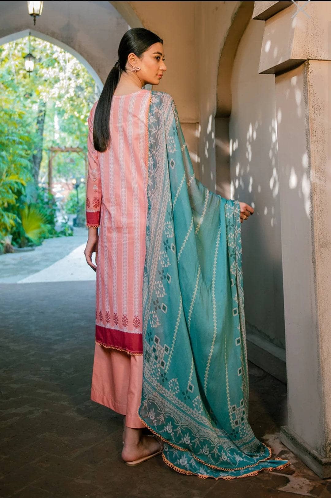 img_cross_stitch_daily_lawn_2022_awwal_boutique