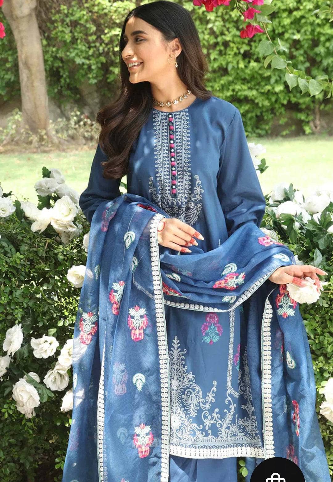 img_cross_stitch_eid_lawn_22_awwal_boutique