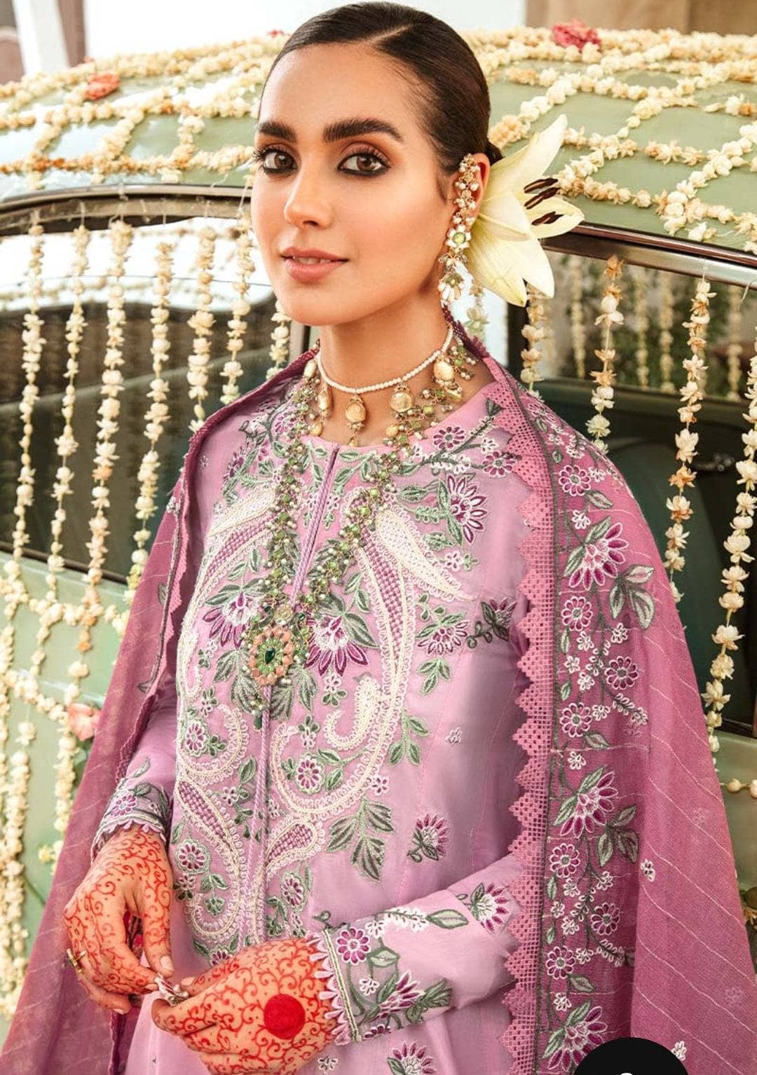 img_cross_stitch_eid_lawn_22_awwal_boutique