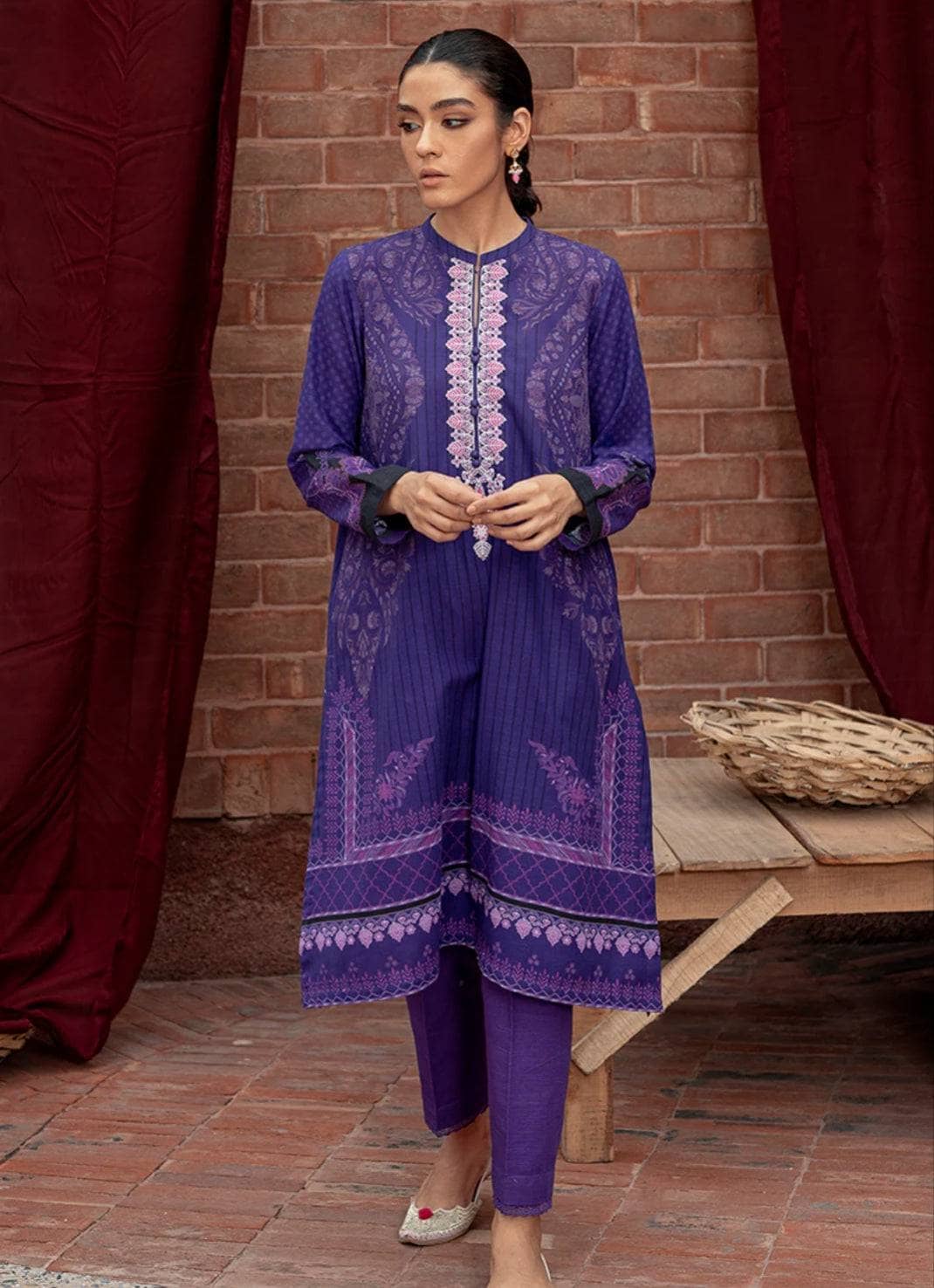 img_cross_stitch_winter_edit_1_awwal_boutique