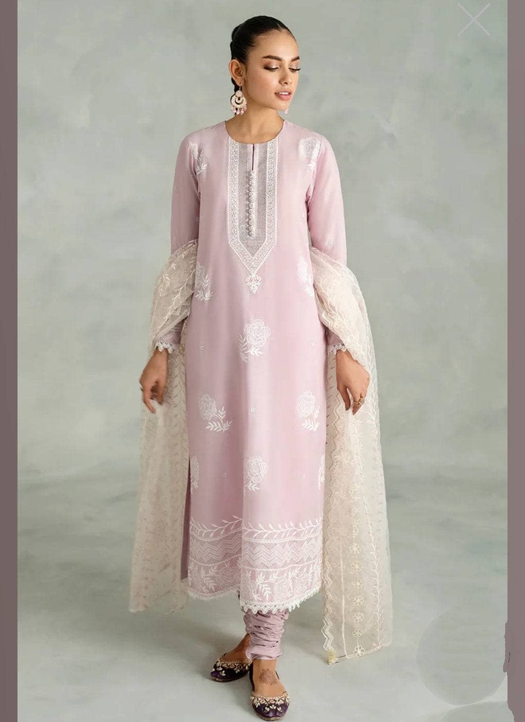 img_cross_stitch_eid_lawn_23_awwal_boutique