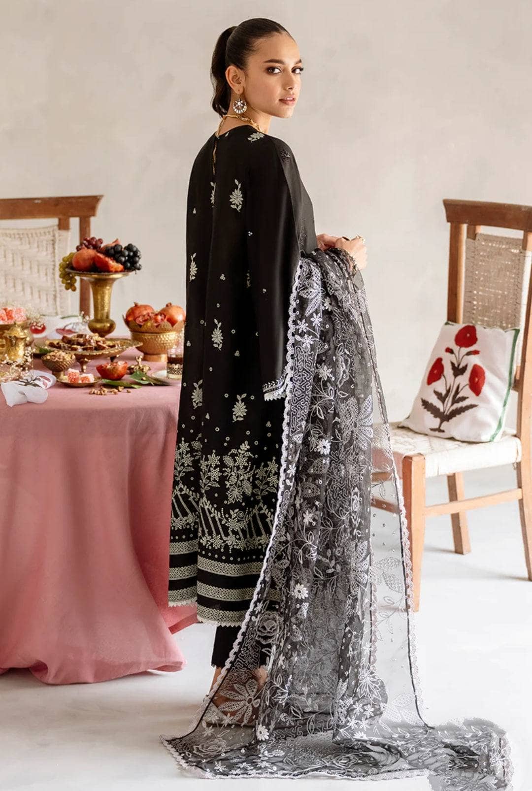 img_cross_stitch_lawn_23_awwal_boutique