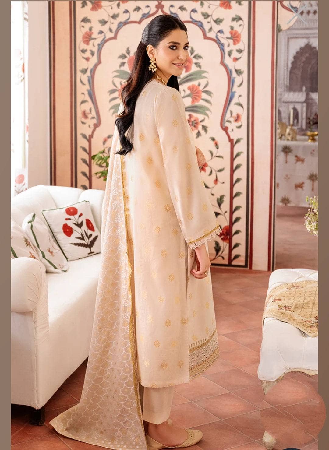img_cross_stitch_eid_lawn_23_awwal_boutique