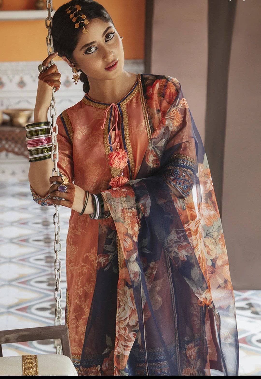 img_cross_stitch_eid_lawn_2021_awwal_boutique