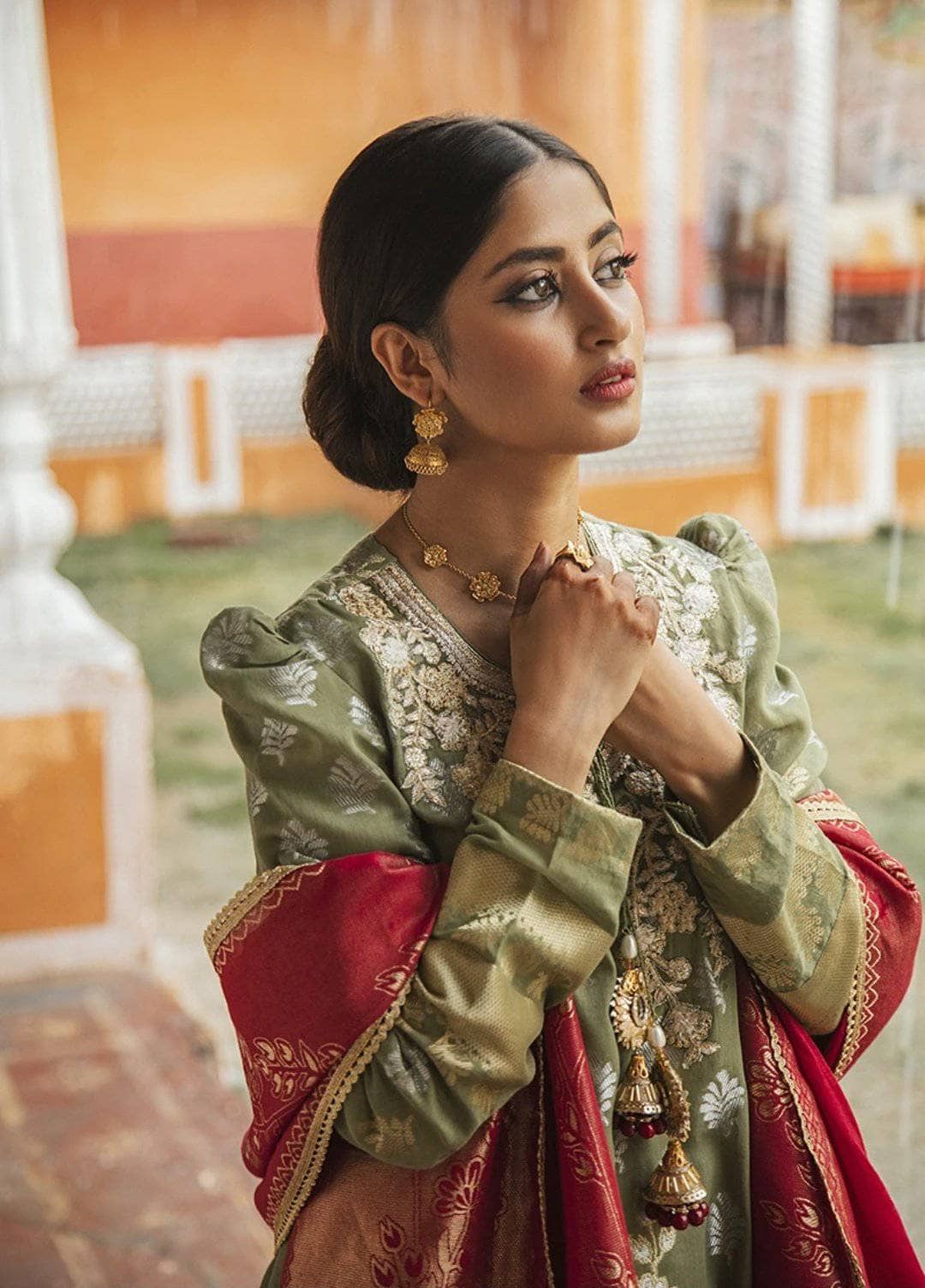 img_cross_stitch_eid_lawn_2021_awwal_boutique