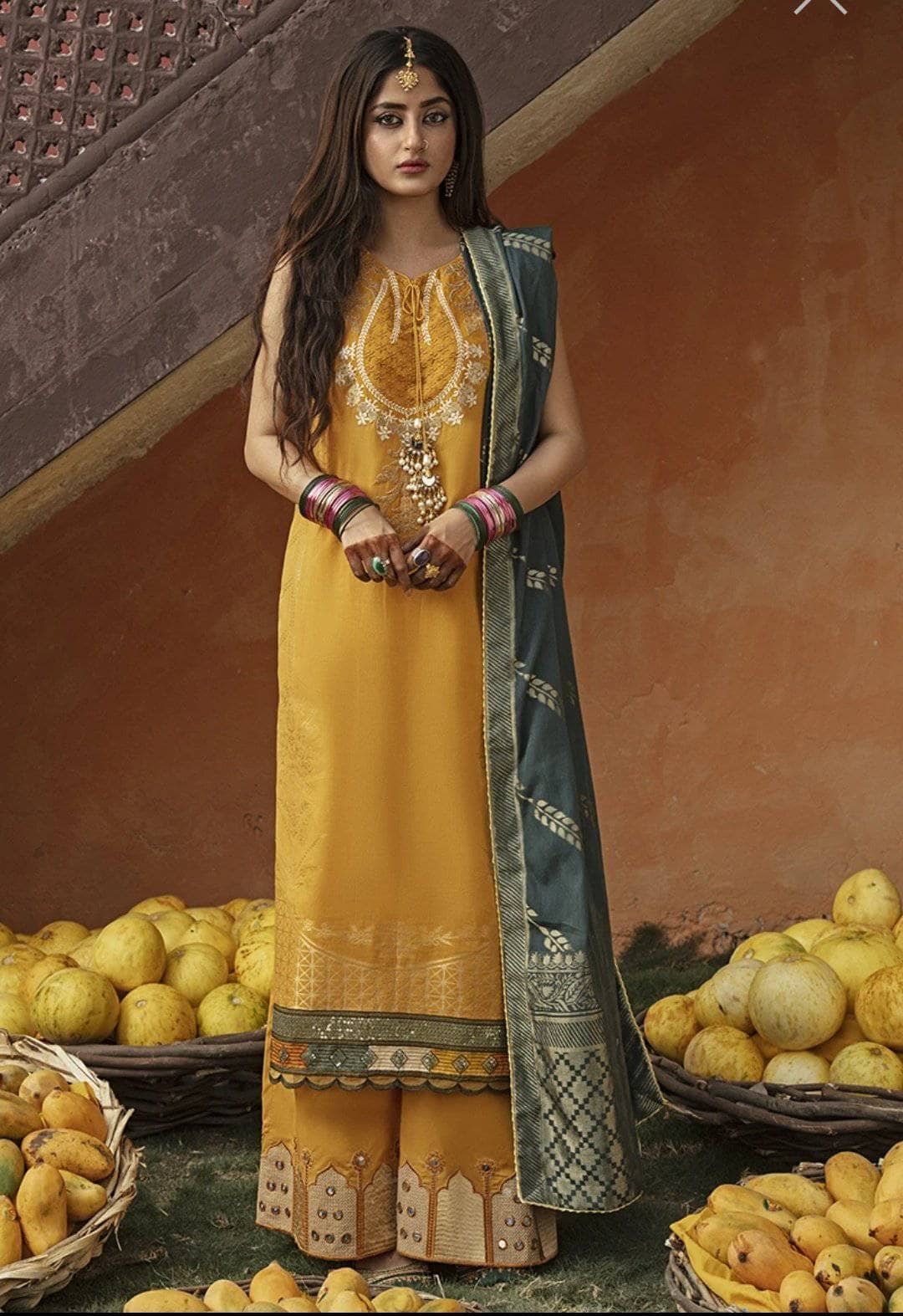 img_cross_stitch_lawn_2021_awwal_boutique