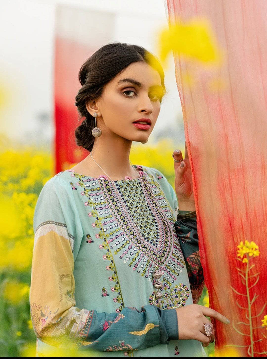 img_cross_stitch_lawn_2021_awwal_boutique