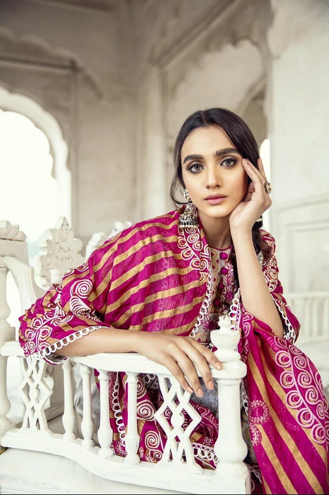 img_cross_stitch_lawn_collection_awwal_boutique