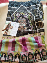 img_cross_stitch_sheesh_mahal_lawn_awwal_boutique