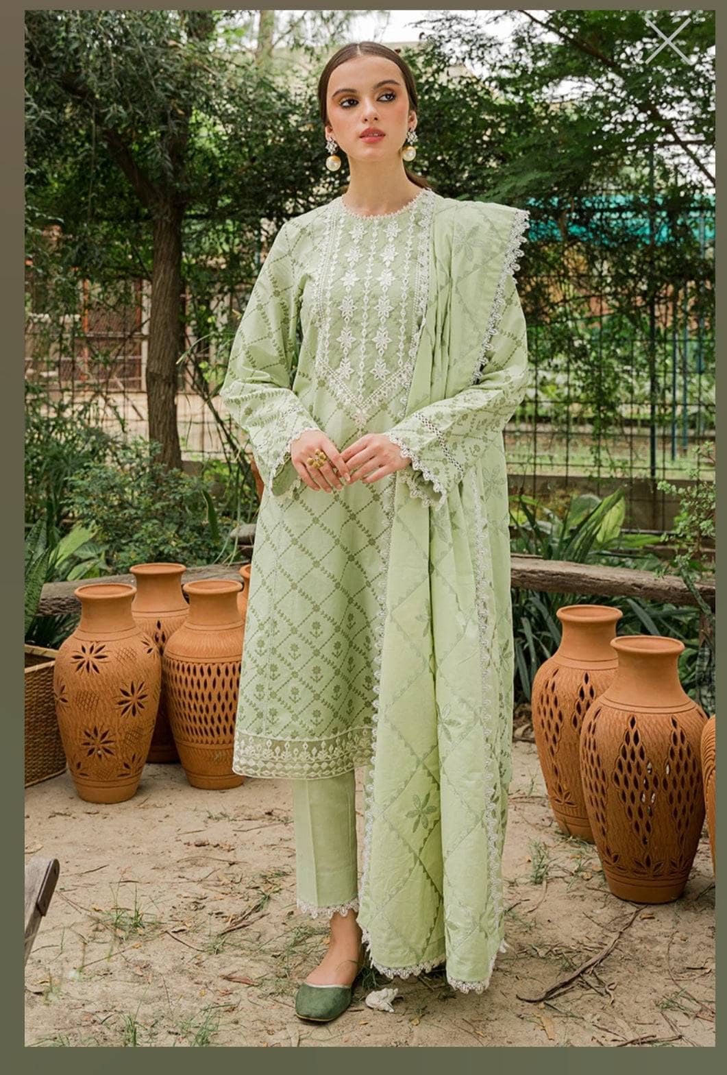 img_cross_stitch_cambric_awwal_boutique