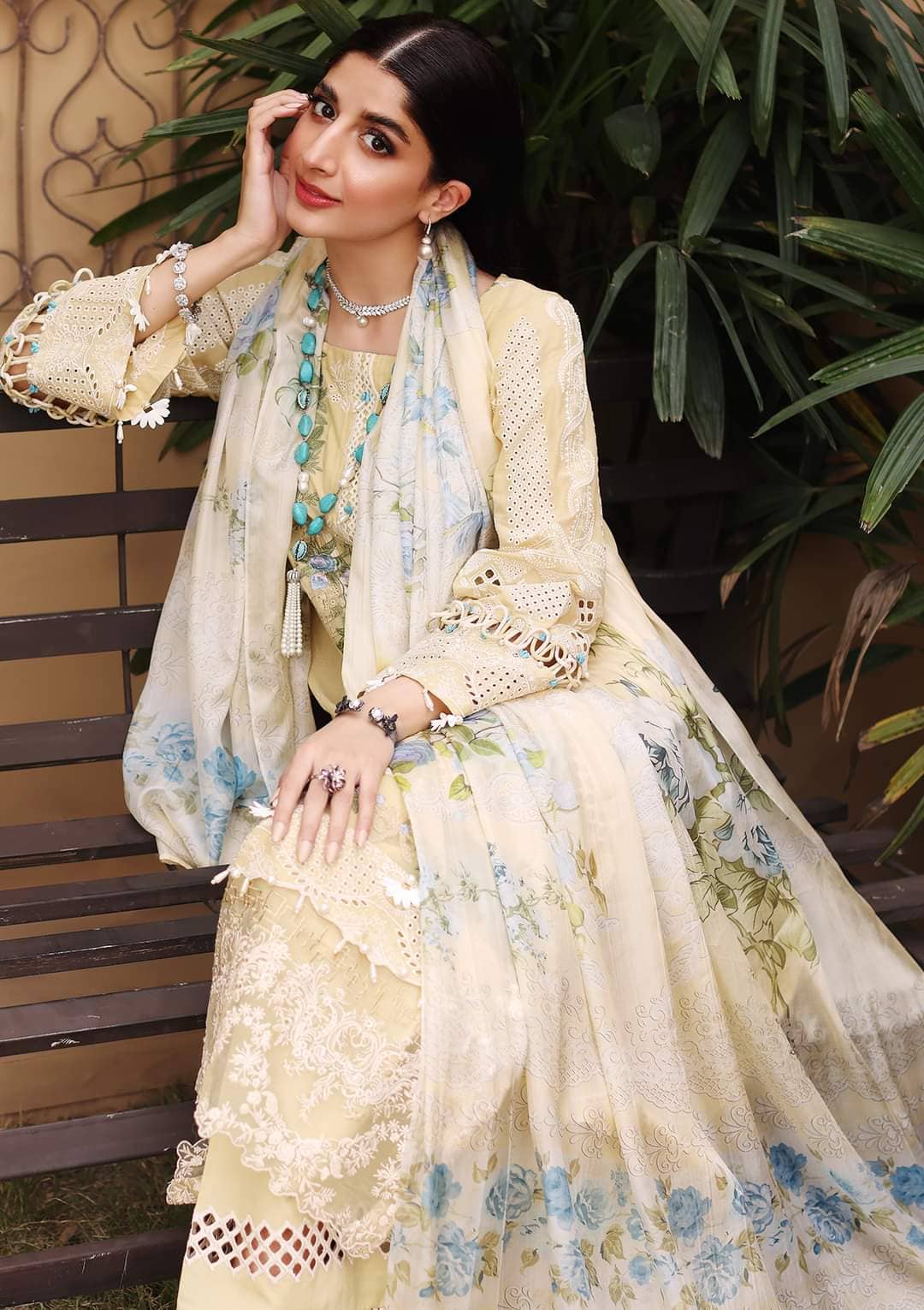 img_elaf_luxury_lawn_22_awwal_boutique