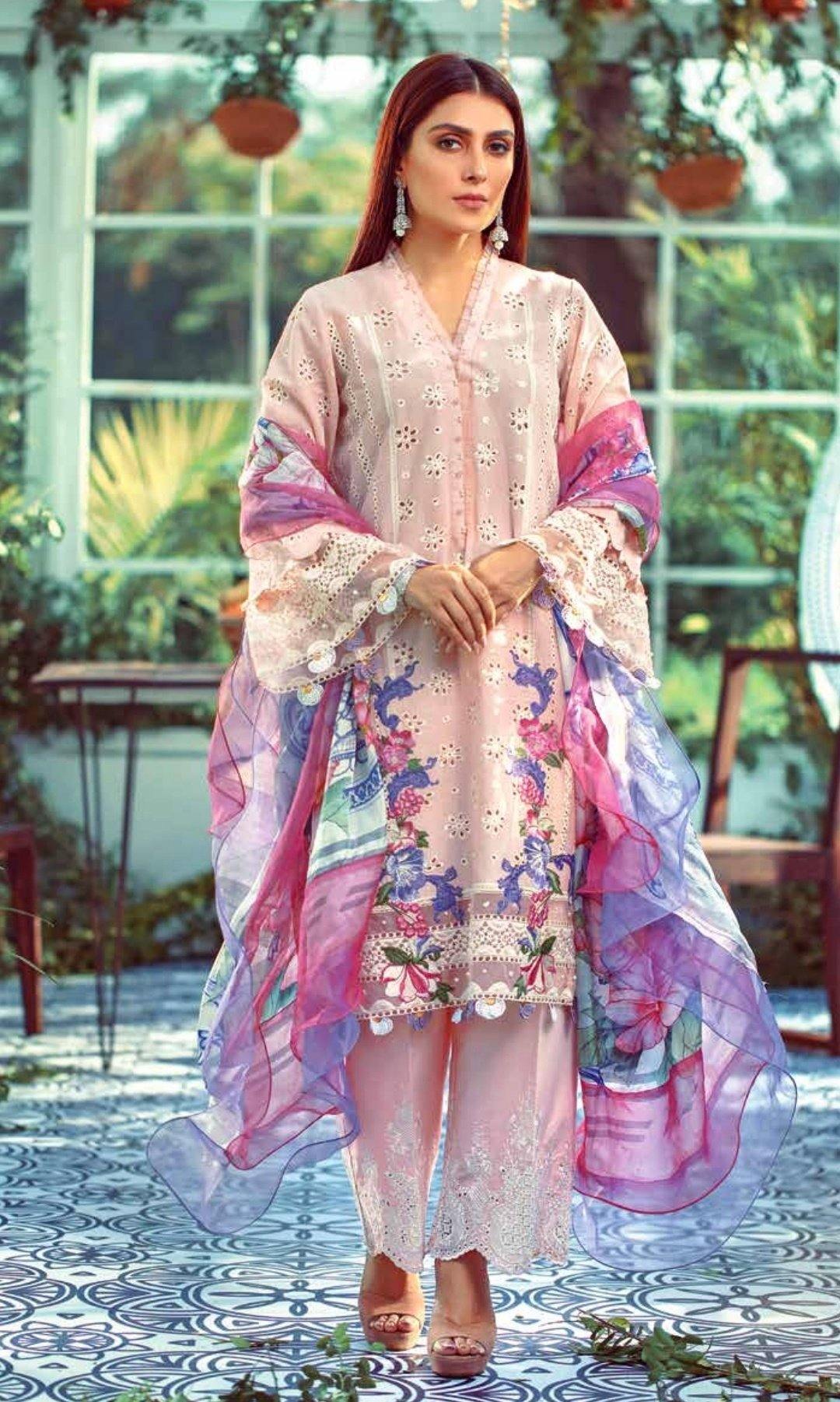 img_elaf_lawn_collection_awwal_boutique