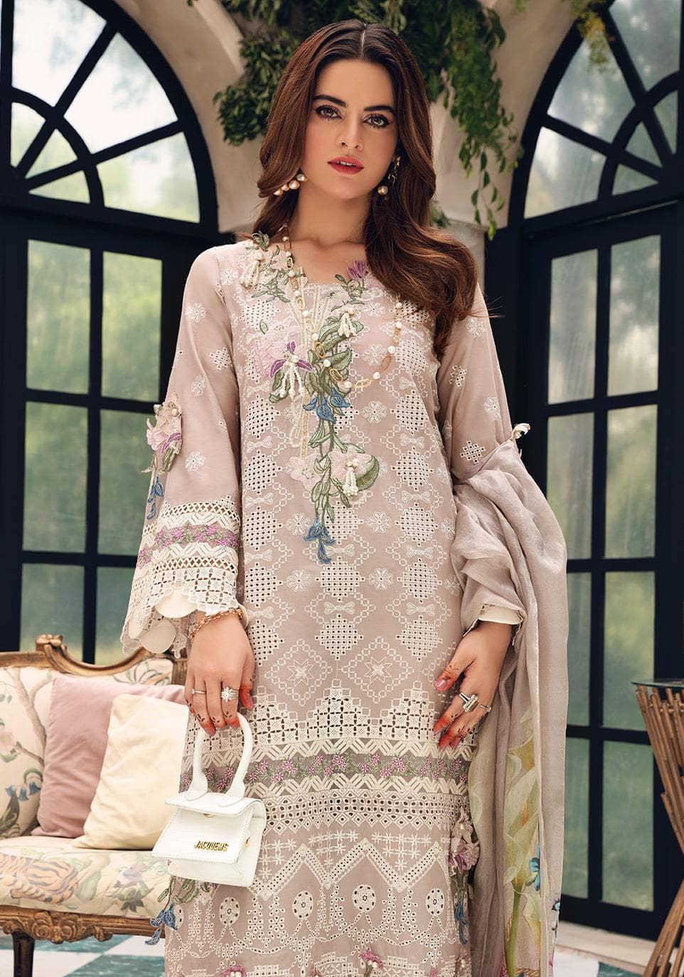 img_elaf_festive_chikankari_lawn_collection_awwal_boutique