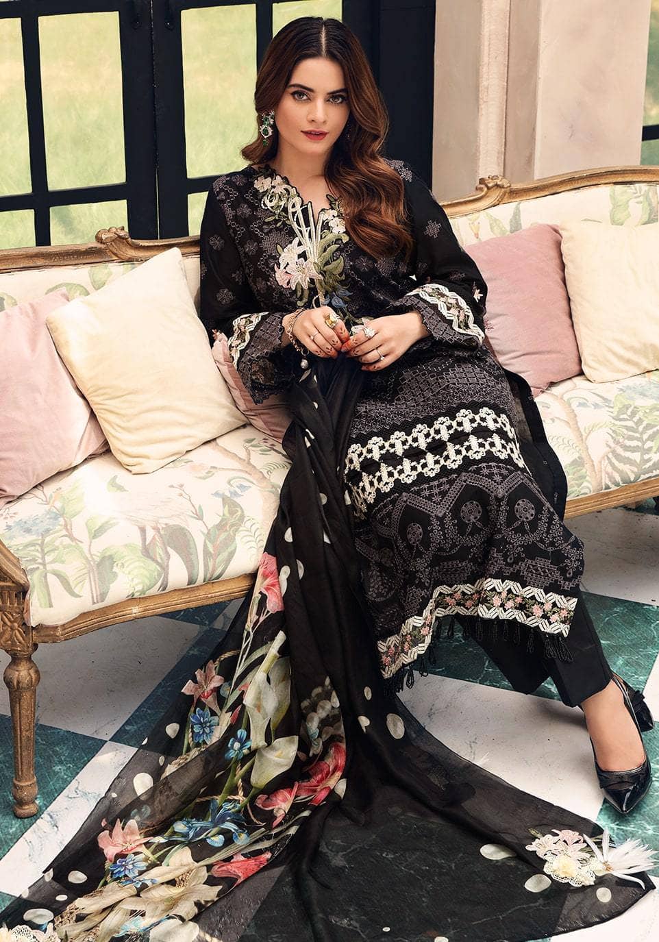 img_elaf_festive_chikankari_lawn_collection_awwal_boutique