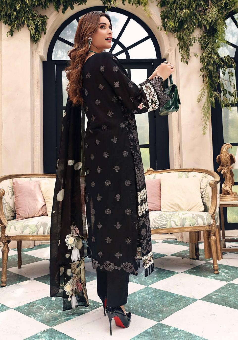 img_elaf_festive_chikankari_lawn_collection_awwal_boutique