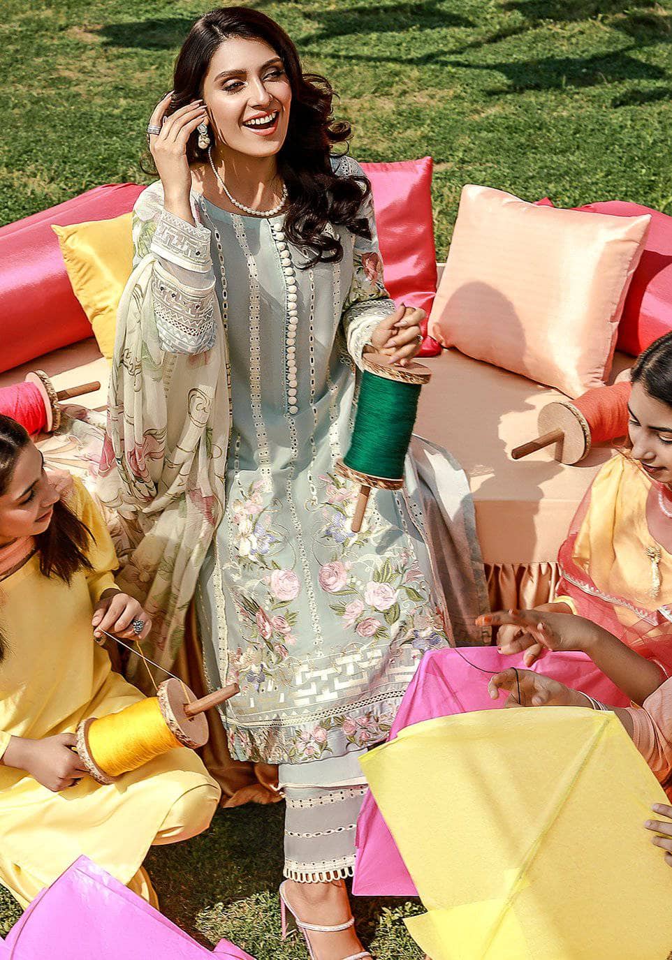 img_Elaf_festive_lawn_2021_awwal_boutique