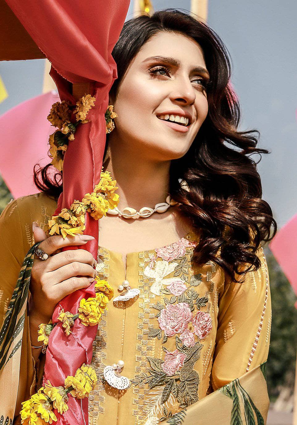 img_Elaf_festive_lawn_2021_awwal_boutique