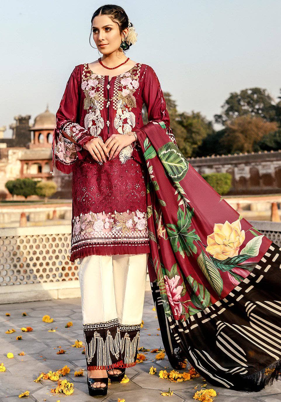 img_Elaf_festive_lawn_2021_awwal_boutique