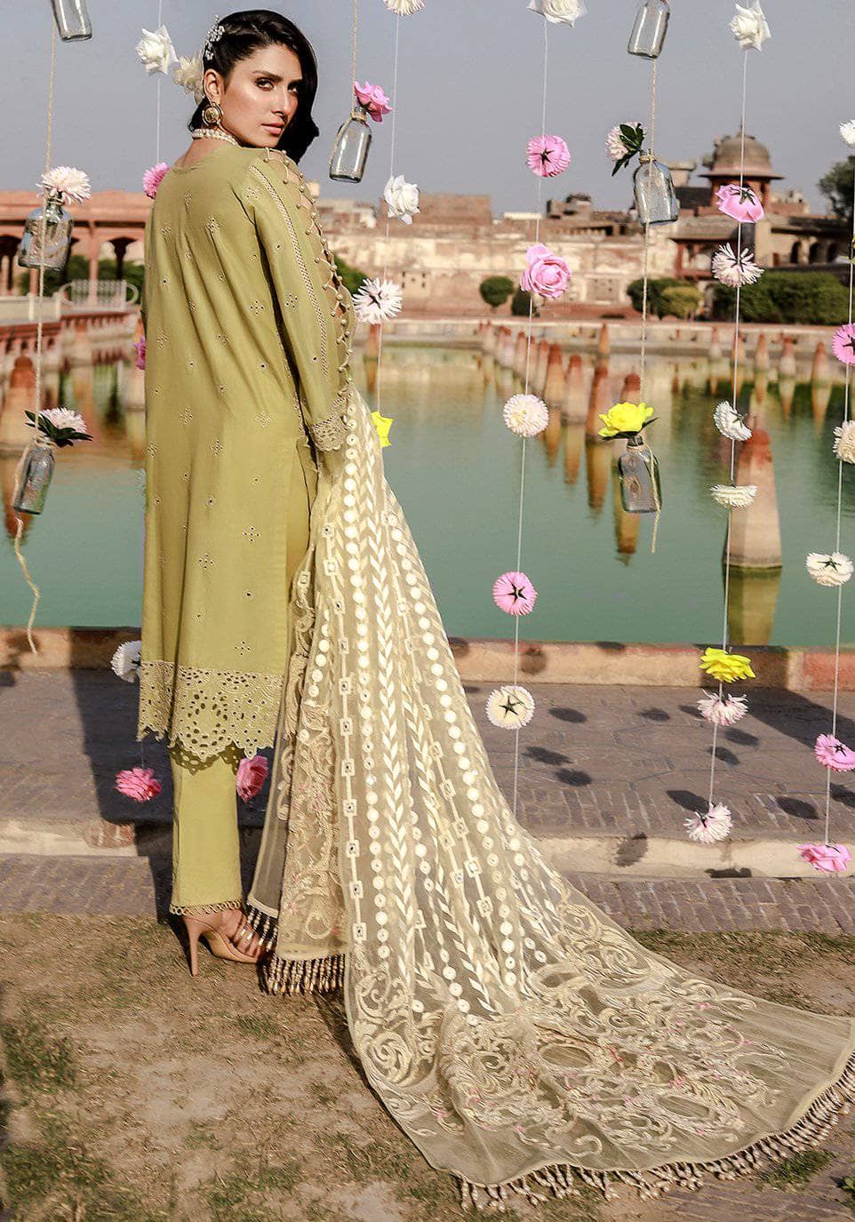 img_Elaf_festive_lawn_2021_awwal_boutique