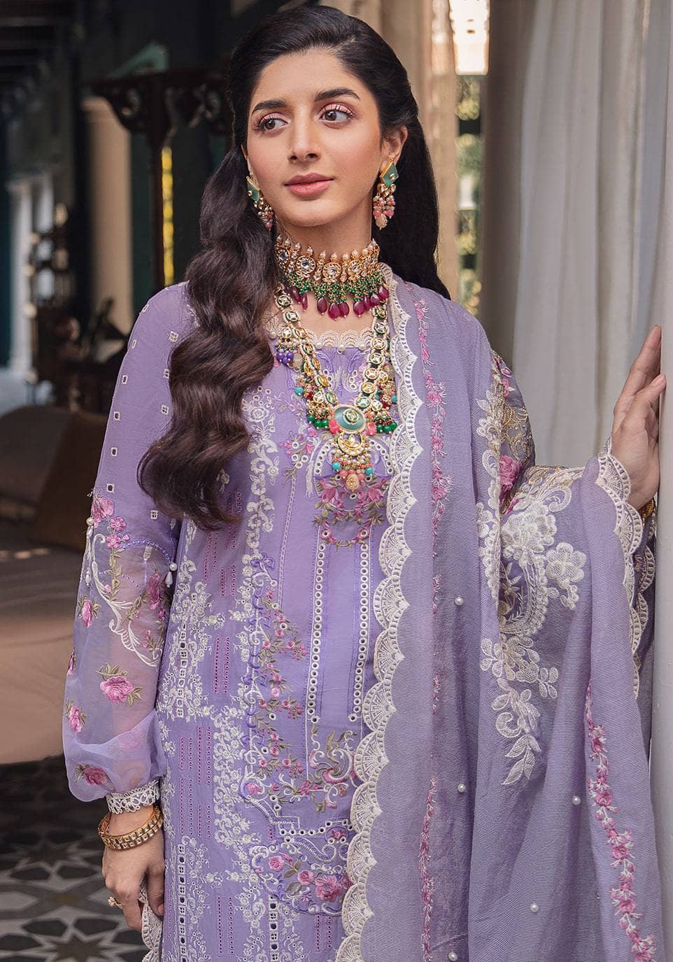 Img_elaf_chikankari_lawn_22_awwal_boutique