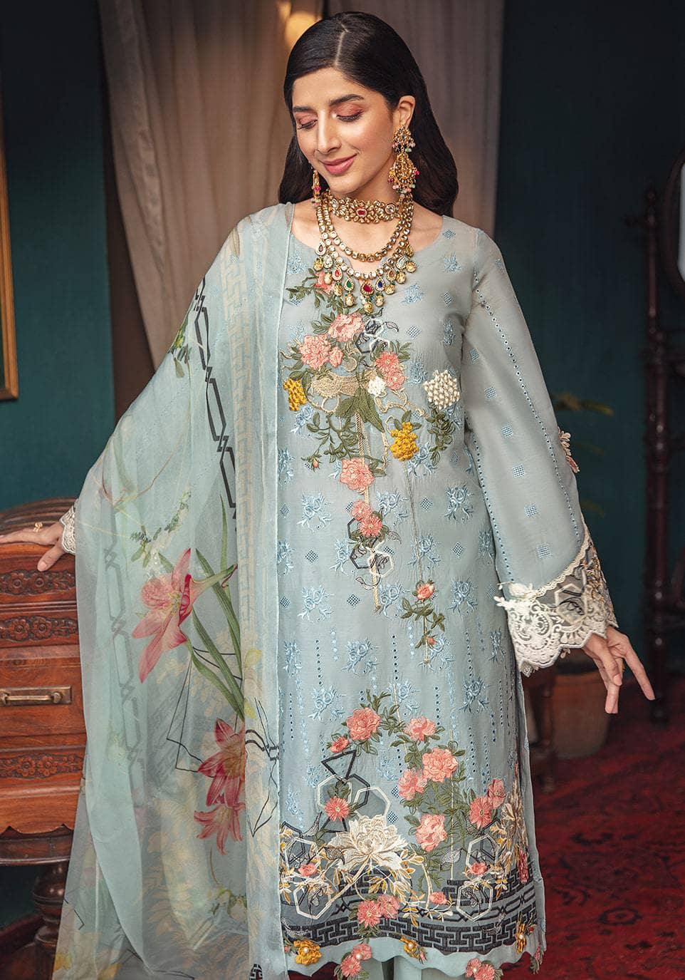 img_elaf_festive_chiknakari_lawn_22_awwal_boutique