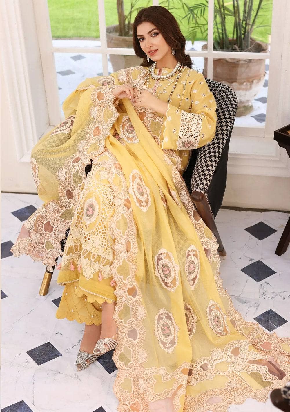 img_elaf_festive_chikankari_lawn_23_awwal_boutique