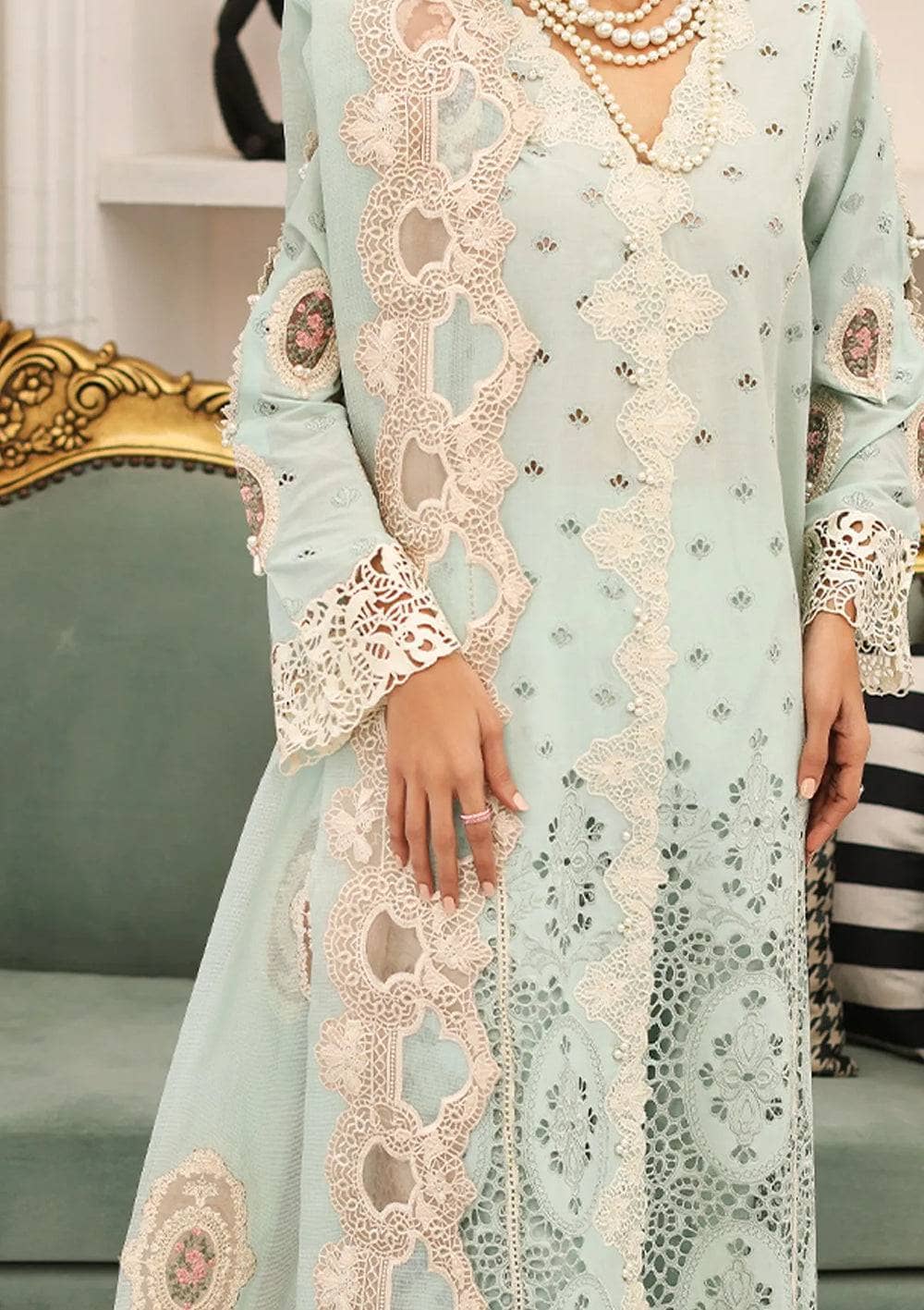 img_elaf_lawn_23_awwal_boutique