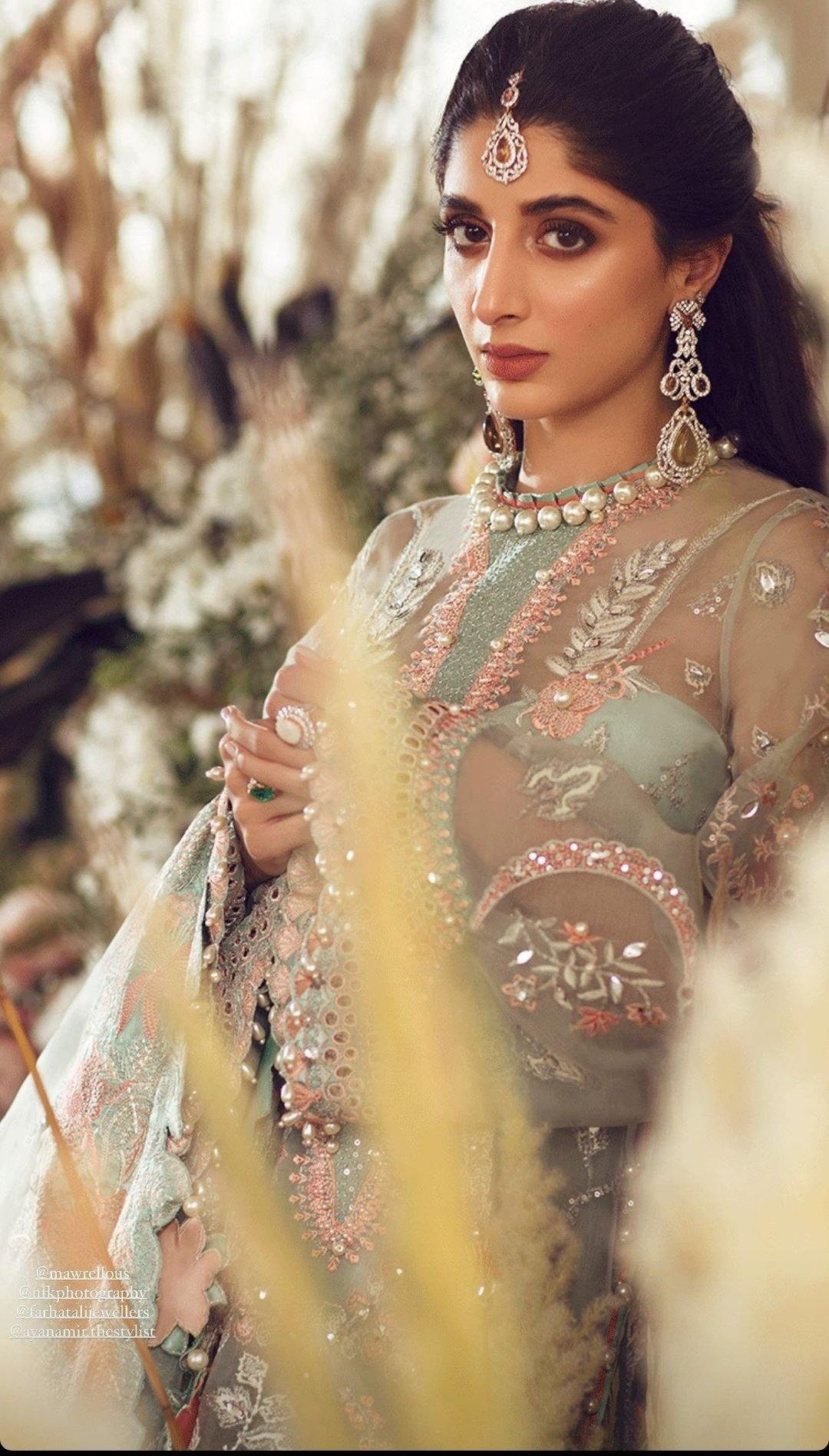 Elan Wedding Festive/ALARA (EC20-03) - AWWALBOUTIQUE
