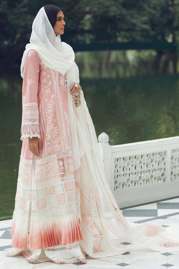img_elan_luxury_lawn_shalimar_awwal_boutique