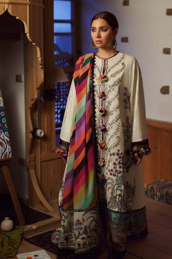 img_elan_ormana_lawn_2021_awwal_boutique